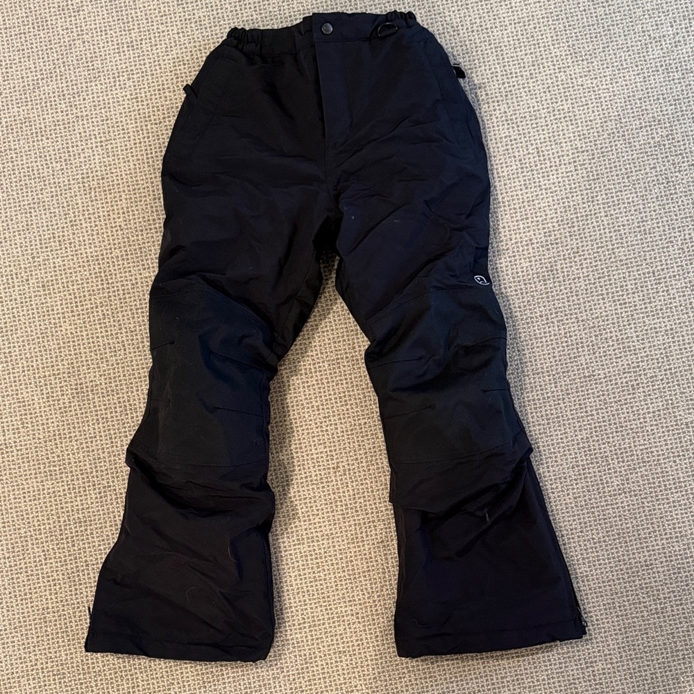 Lands Ends kids Squall “grow-a-longs” - size 8